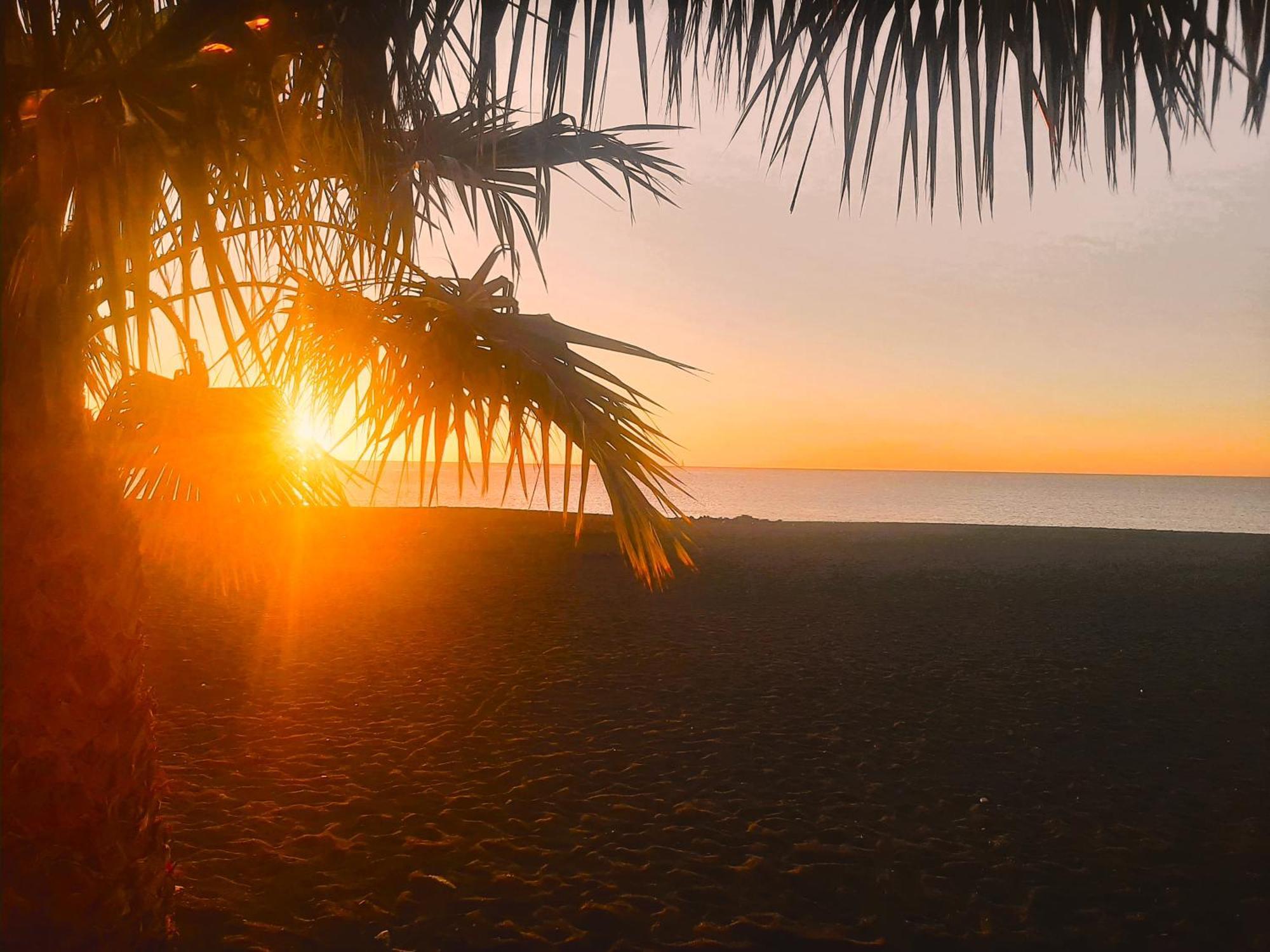 El Atico Bonito Apartment Las Playas Екстериор снимка